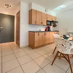 1 Bedroom Lovely In Appartement Bredene