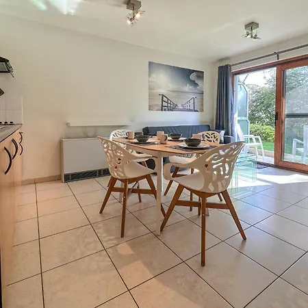 1 Bedroom Lovely In Appartement